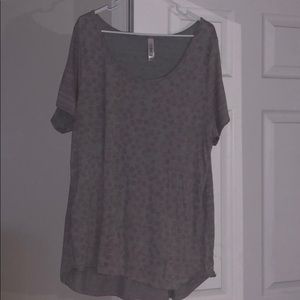 Lularoe classic tee